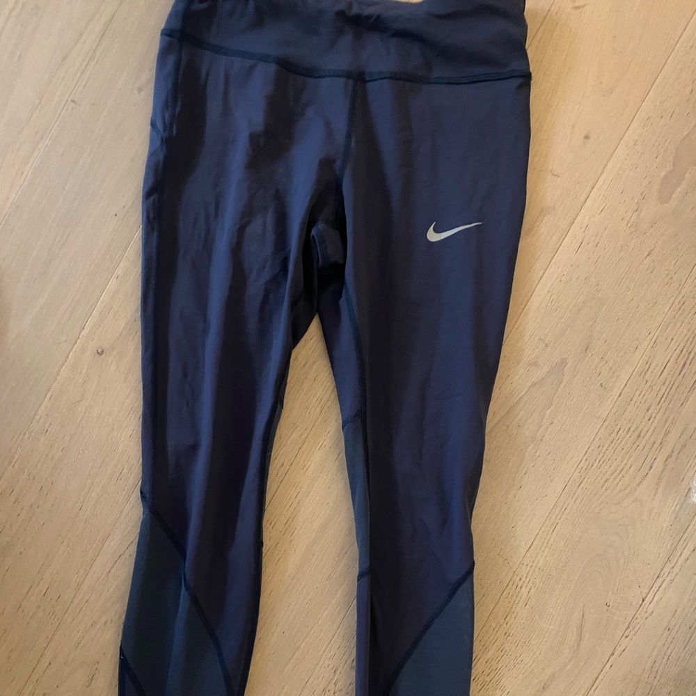Nike 7/8 leggings with draw strings
